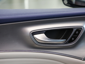 2021400TGI Supremeϵs g