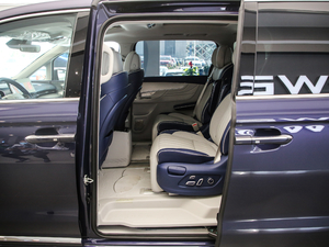 2021400TGI Supremeϵs g