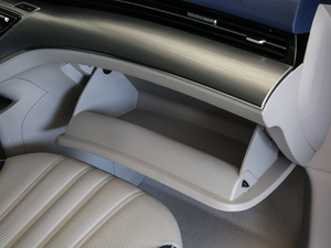 2021400TGI Supremeϵs g