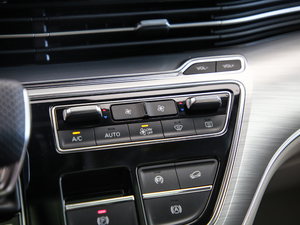 2021400TGI Supremeϵs п؅^