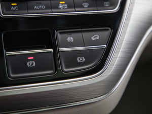 2021400TGI Supremeϵs п؅^(q)