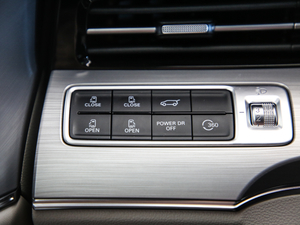 2021400TGI Supremeϵs п؅^(q)