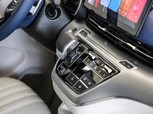 2021400TGI Supremeϵs п؅^