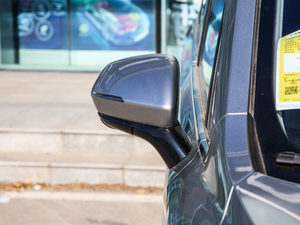 2021400TGI Supremeϵs ^