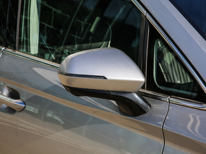 2021400TGI Supremeϵs ^