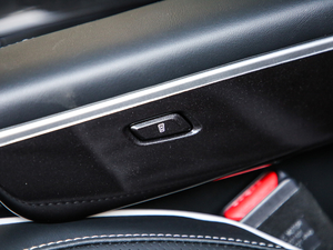 2021400TGI Supremeϵs g