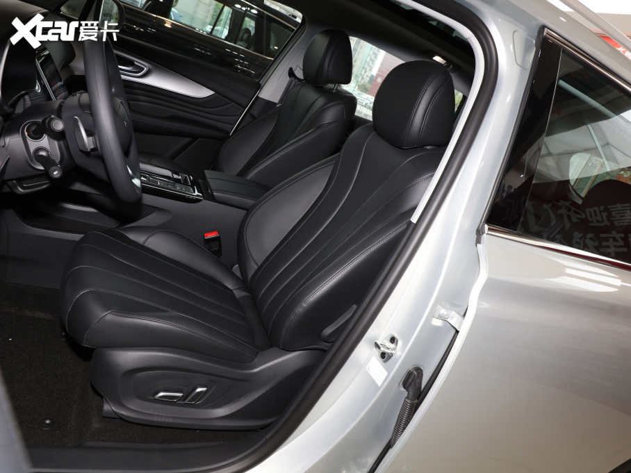 2021sRX5 MAX Supremeϵ 300TGI Ԅ(dng)Aœ