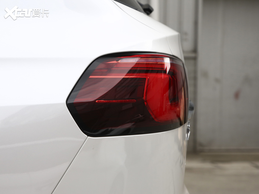 2021sRX5 MAX Supremeϵ 300TGI Ԅ(dng)œ