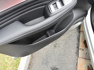 2021Supremeϵ 400TGI Ԅœs ǰTg