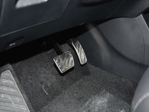 2021Supremeϵ 400TGI Ԅœs п؅^(q)