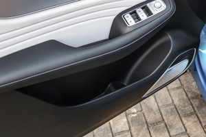 2021Supremeϵ 400TGI Ԅ g