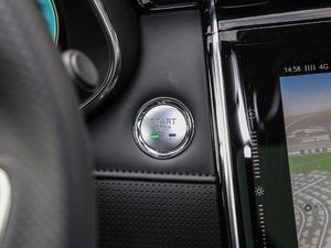 2021Supremeϵ 400TGI Ԅ(q) п؅^(q)