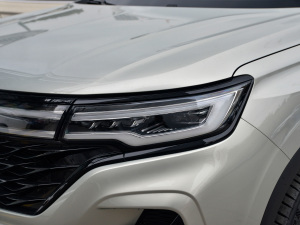 2021Supremeϵ 400TGI ԄӺAœ ^