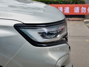 2021Supremeϵ 400TGI ԄӺAœ ^