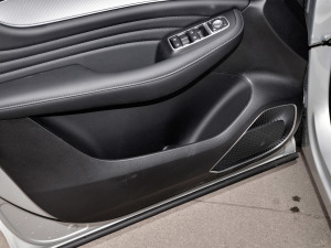 2021Supremeϵ 400TGI ԄӺAœ g