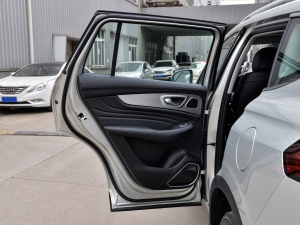 2021Supremeϵ 400TGI ԄӺAœ ܇T