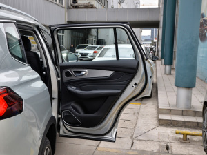 2021Supremeϵ 400TGI ԄӺAœ g