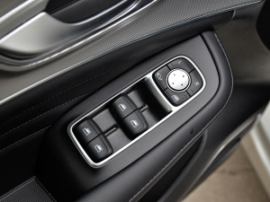 2021Supremeϵ 400TGI ԄӺAœ {܇ƅ^	