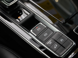 2021Supremeϵ 400TGI ԄӺAœ v܇Ƅ