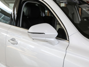 2021Supremeϵ 300TGI Ԅœs ^