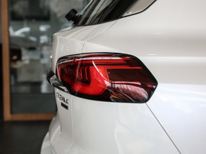 2021Supremeϵ 300TGI Ԅœs (ji)^