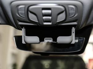 2021Supremeϵ 300TGI Ԅœs g