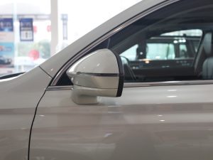 2021Supremeϵ 300TGI ԄӺAœ ^