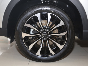 2021Supremeϵ 300TGI ԄӺAœ ^