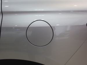 2021Supremeϵ 300TGI ԄӺAœ ^