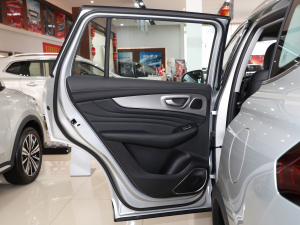 2021Supremeϵ 300TGI ԄӺAœ g