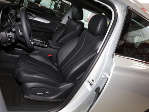 2021Supremeϵ 300TGI ԄӺAœ g