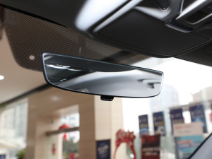 2021Supremeϵ 300TGI ԄӺAœ g