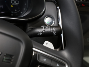 2021Supremeϵ 300TGI ԄӺAœ п؅^