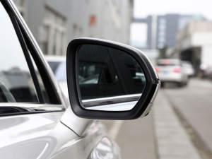 2021Supremeϵ 300TGI Ԅœ ^