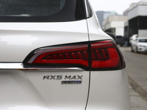 2021Supremeϵ 300TGI Ԅœ β