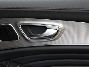 2021Supremeϵ 300TGI Ԅœ g