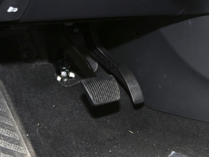 2021Supremeϵ 300TGI Ԅœ п؅^