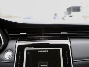 2021Supremeϵ 300TGI Ԅ(dng)œ {(dio)L(fng)