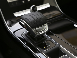 2021Supremeϵ 300TGI Ԅ(dng)œ QU