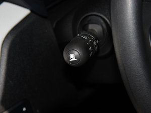 2013늄(dng)܇(ch) п؅^(q)