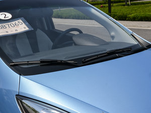 2013늄(dng)܇(ch) (x)(ji)^