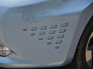 2013늄(dng)܇(ch) (x)(ji)^