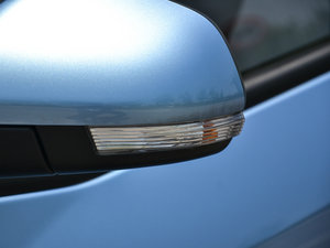 2013늄(dng)܇(ch) (x)(ji)^