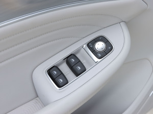 2022400TGI g۰ {܇ƅ^(q)	