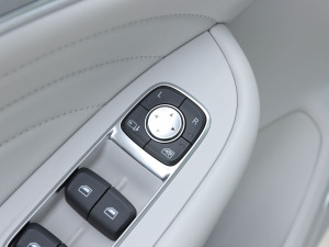 2022400TGI g۰ п؅^