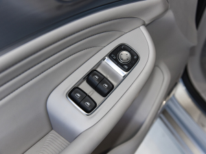 2022400TGI  {܇ƅ^(q)	