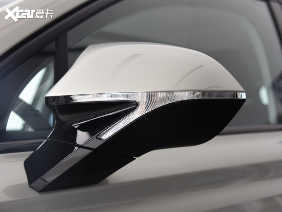 2022��s��RX5 MAX 1.5T �Ԅ��О���A��