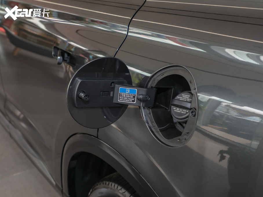 2022sRX5 MAX 2.0T ԄОs