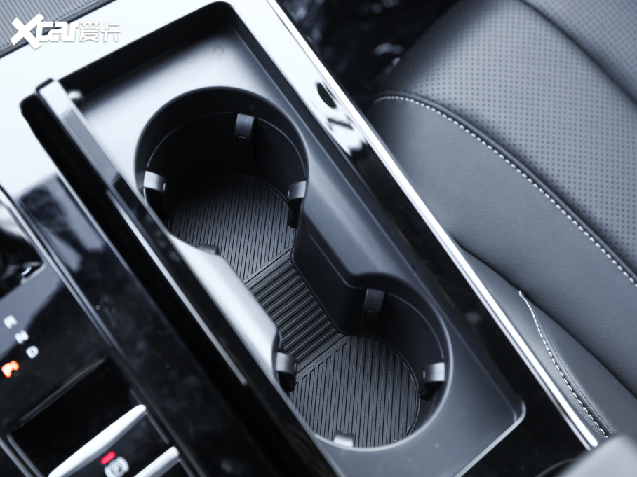 2022sRX5 eMAX PHEV oη