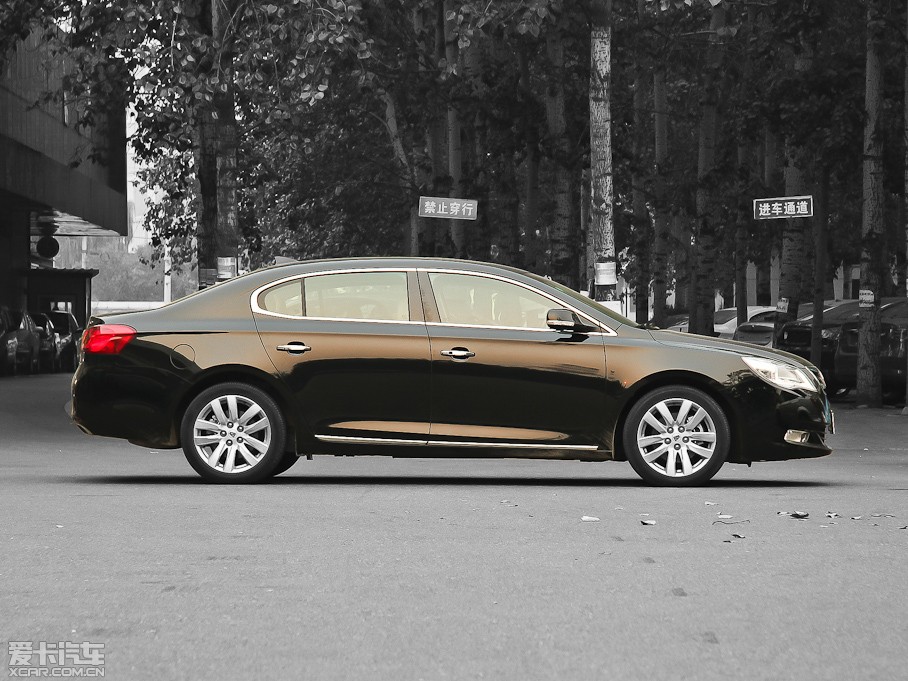 2012s950 2.4L G.LUX A